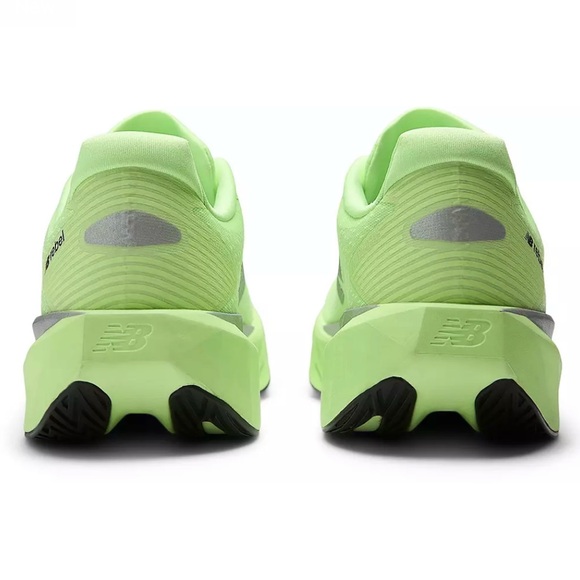 New Balance FuelCell Rebel v5 Lab Green/Silver Metallic/Wht Women’s size 8.5 NEW - Picture 7 of 8